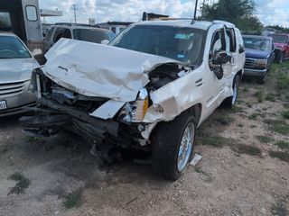 2012 Cadillac Escalade Premium - Exterior Front Left Corner Image